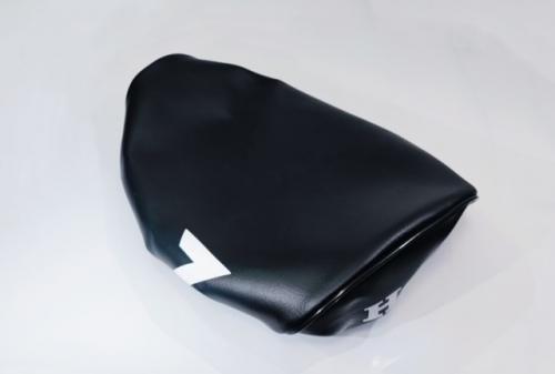 MUNK Z SEAT COVER IN BLACK