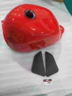 munk  6ltr  fuel tank with rubber pads red