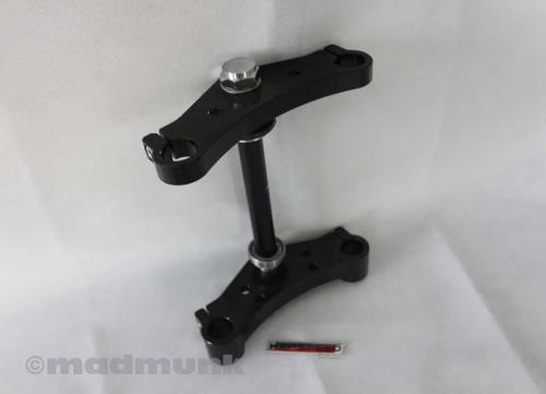  30MMMUNK YOKE IN BLACK