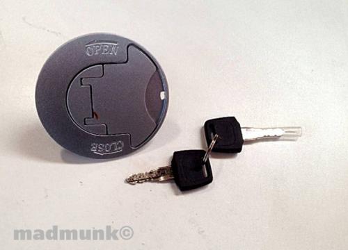 MUNK FLAT FUEL CAP FOR TANK