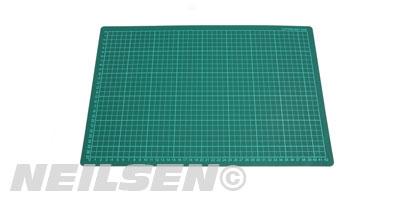 A3 X 3MM CUTTING MAT   45 X30CM