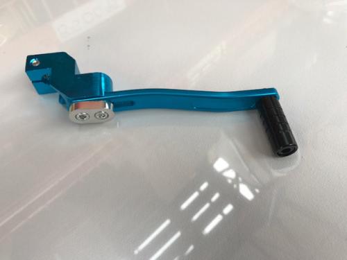 ALLOY GEAR LEVER IN BLUE