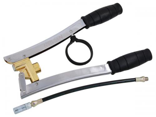 TWO-HAND GREASE GUN