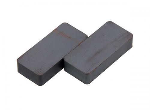 CERAMIC BLOCK MAGNETS 2 PCS.