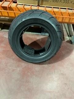 TIRE 110/70/8